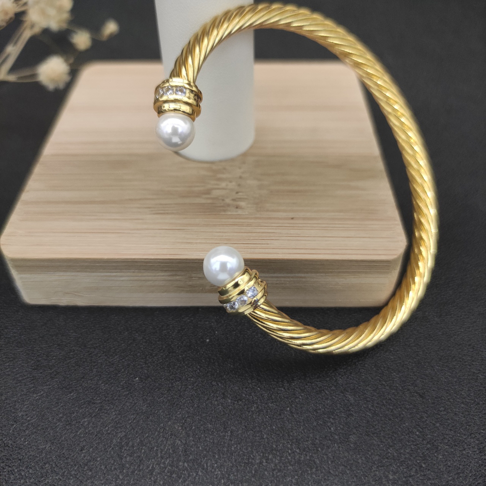David Yurman 5mm Gold Diamond Pearl Bangle - Picture 7 of 7